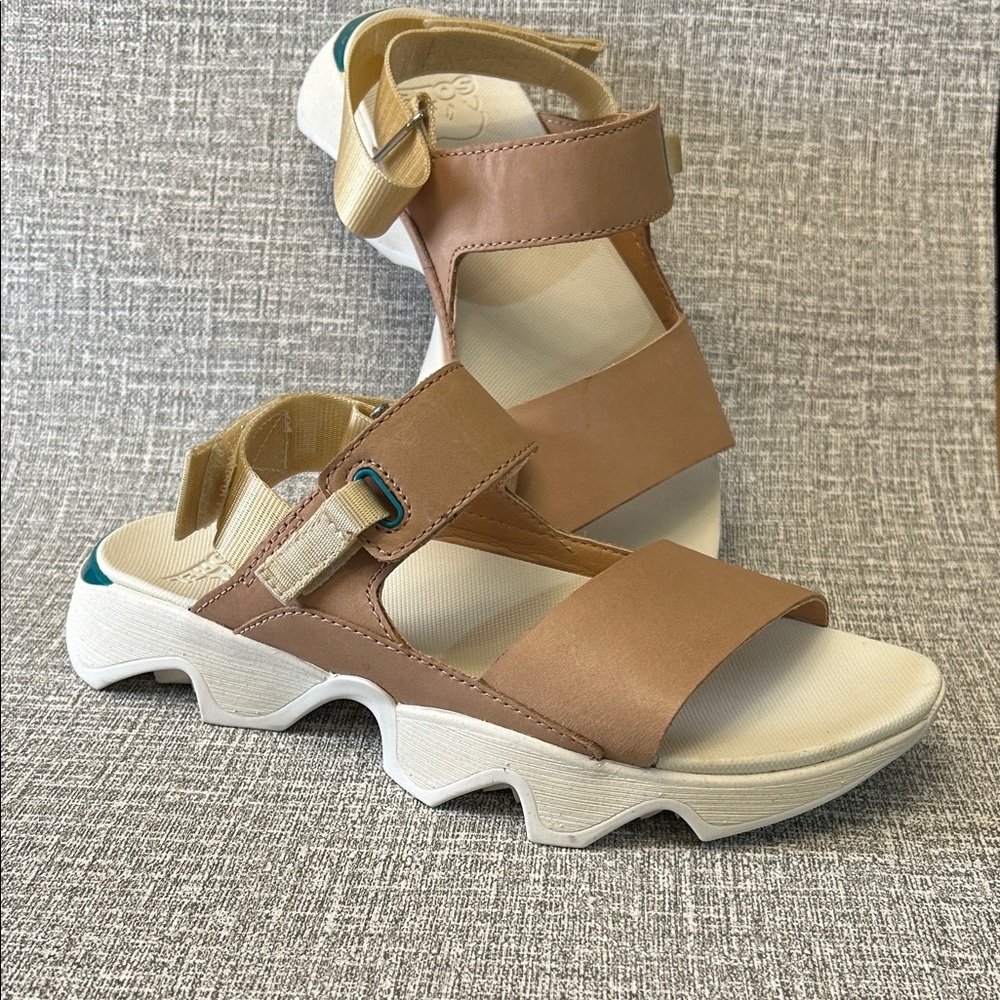 Sorel Women's Tan Leather Sport Sandals with White Sole